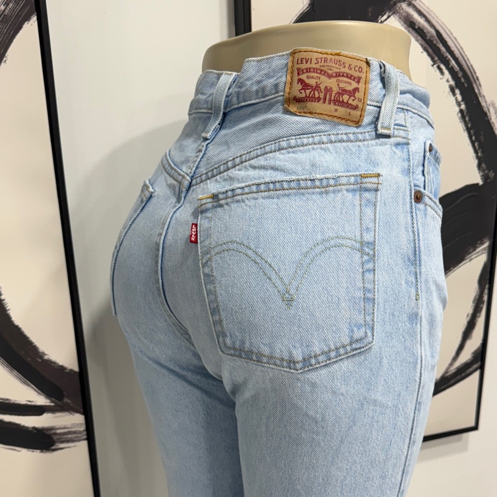 Levi's Women's High Rise Light Blue Jeans
